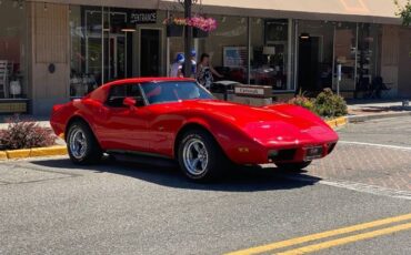 Chevrolet-Corvette-1977-Red-6