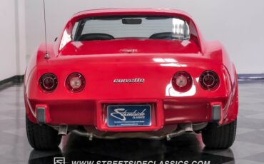 Chevrolet-Corvette-1977-Red-Black-15
