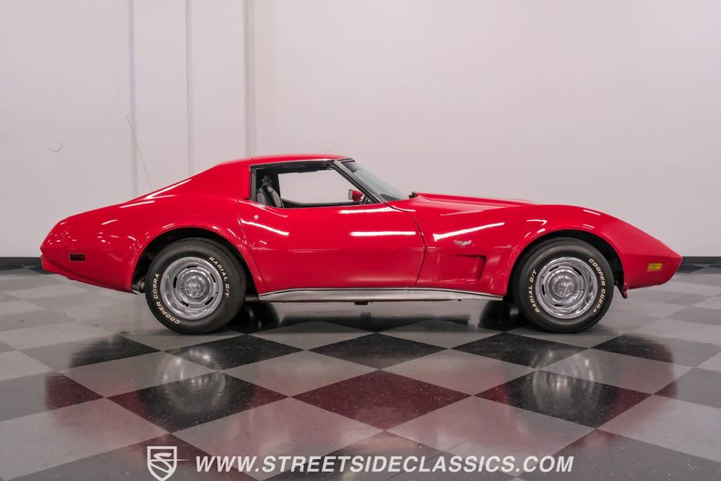 Chevrolet-Corvette-1977-Red-Black-18