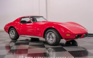 Chevrolet-Corvette-1977-Red-Black-19