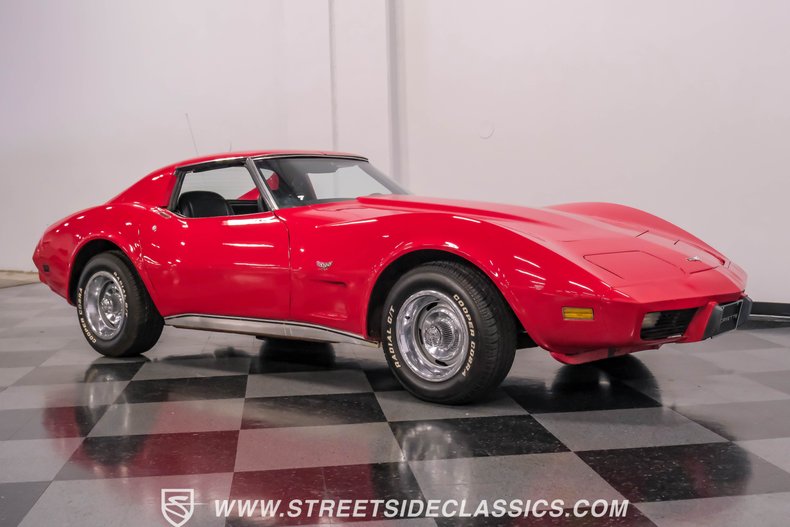 Chevrolet-Corvette-1977-Red-Black-19