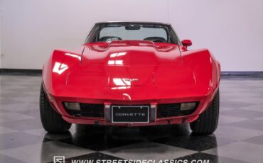 Chevrolet-Corvette-1977-Red-Black-22