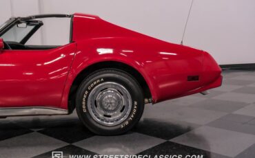Chevrolet-Corvette-1977-Red-Black-26
