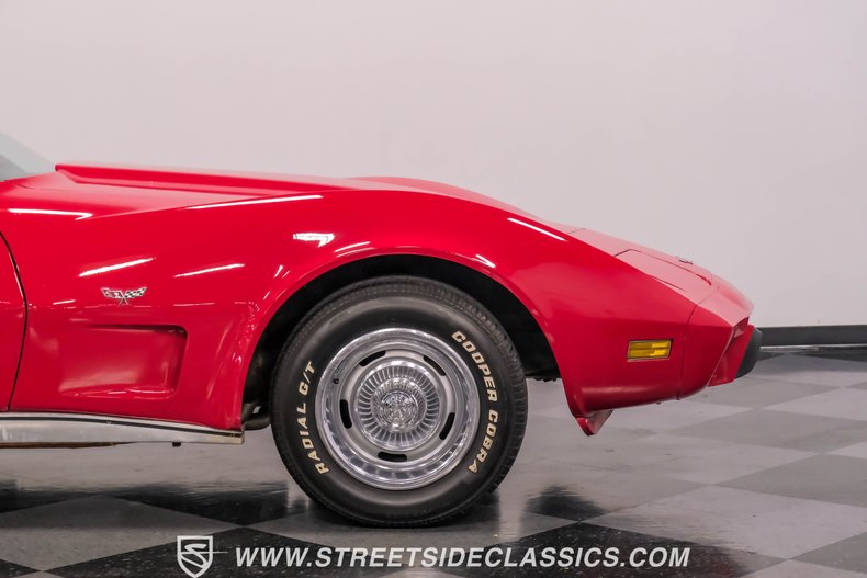 Chevrolet-Corvette-1977-Red-Black-31