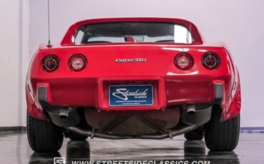 Chevrolet-Corvette-1977-Red-Black-33