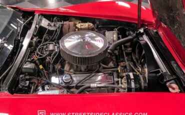 Chevrolet-Corvette-1977-Red-Black-39