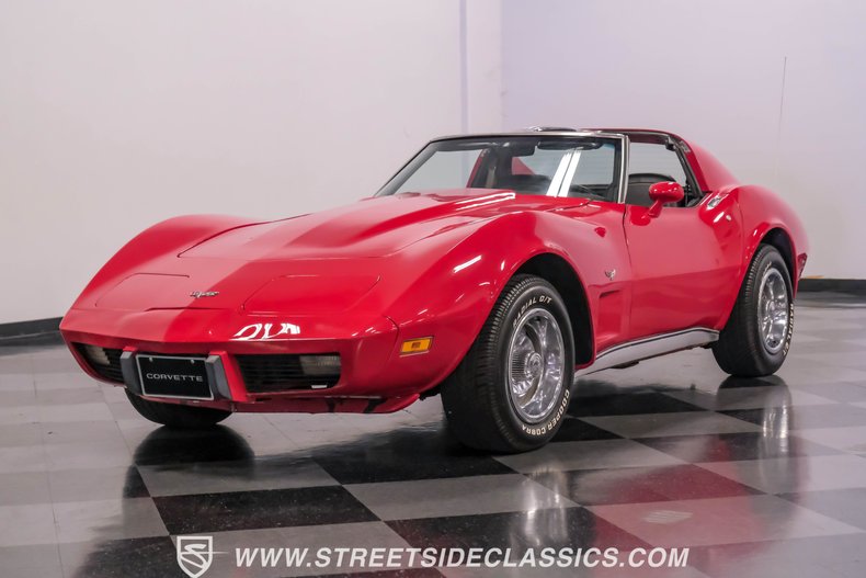 Chevrolet-Corvette-1977-Red-Black-4