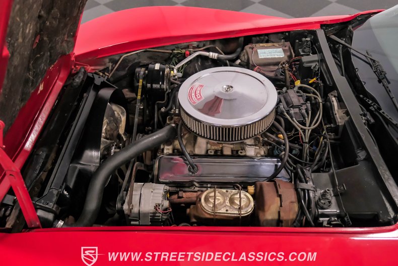 Chevrolet-Corvette-1977-Red-Black-41