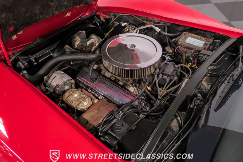 Chevrolet-Corvette-1977-Red-Black-42