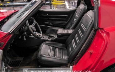 Chevrolet-Corvette-1977-Red-Black-46