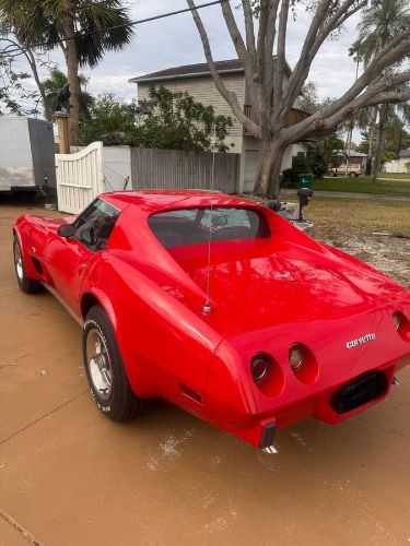 Chevrolet-Corvette-1977-Red-Red-1