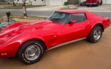 Chevrolet-Corvette-1977-Red-Red-13
