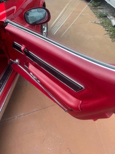 Chevrolet-Corvette-1977-Red-Red-7