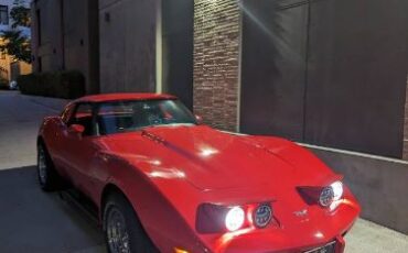 Chevrolet-Corvette-1977-Viper-Red-11