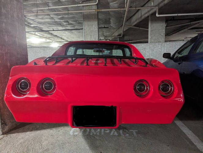 Chevrolet-Corvette-1977-Viper-Red-3