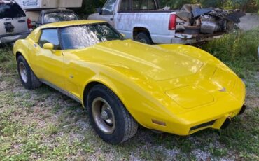 Chevrolet-Corvette-1977-Yellow-1