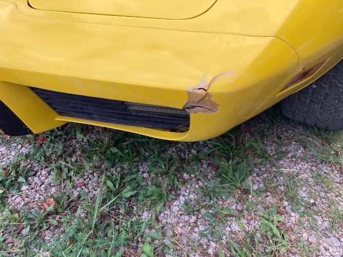 Chevrolet-Corvette-1977-Yellow-7