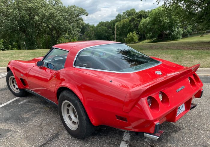 Chevrolet-Corvette-1978-3
