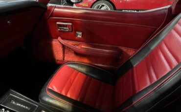 Chevrolet-Corvette-1978-Black-3