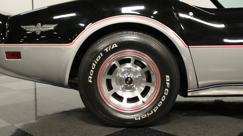 Chevrolet-Corvette-1978-Black-Black-16