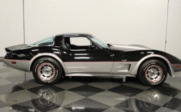 Chevrolet-Corvette-1978-Black-Black-21