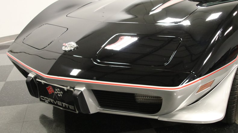 Chevrolet-Corvette-1978-Black-Black-26