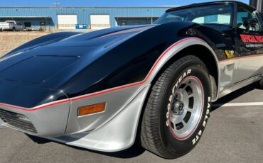 Chevrolet-Corvette-1978-Black-Black-28