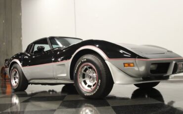 Chevrolet-Corvette-1978-Black-Black-35