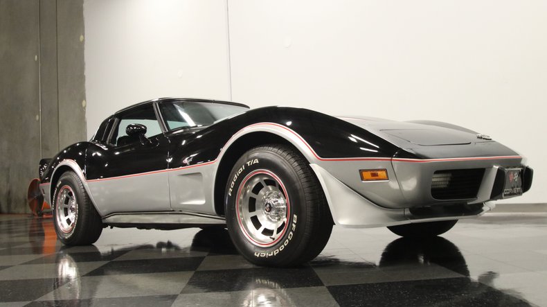 Chevrolet-Corvette-1978-Black-Black-35
