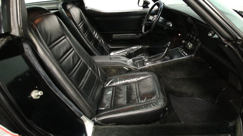 Chevrolet-Corvette-1978-Black-Black-4