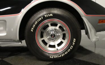 Chevrolet-Corvette-1978-Black-Black-47