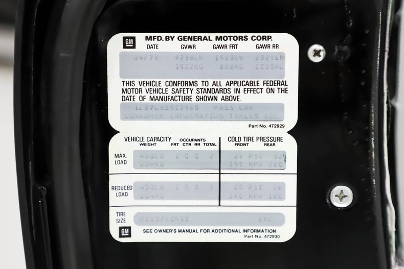 Chevrolet-Corvette-1978-Black-Silver-17