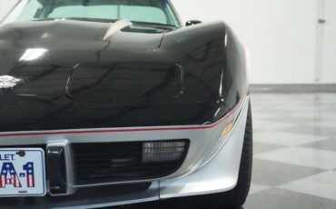 Chevrolet-Corvette-1978-Black-Silver-19