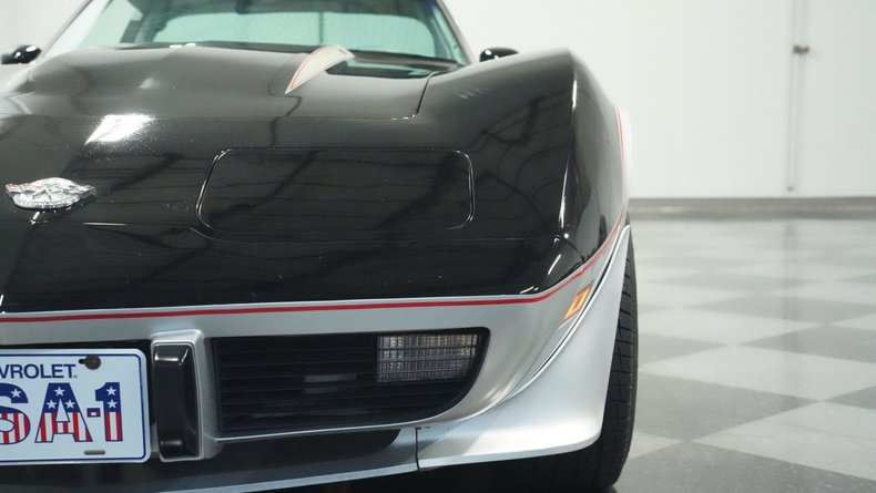 Chevrolet-Corvette-1978-Black-Silver-19