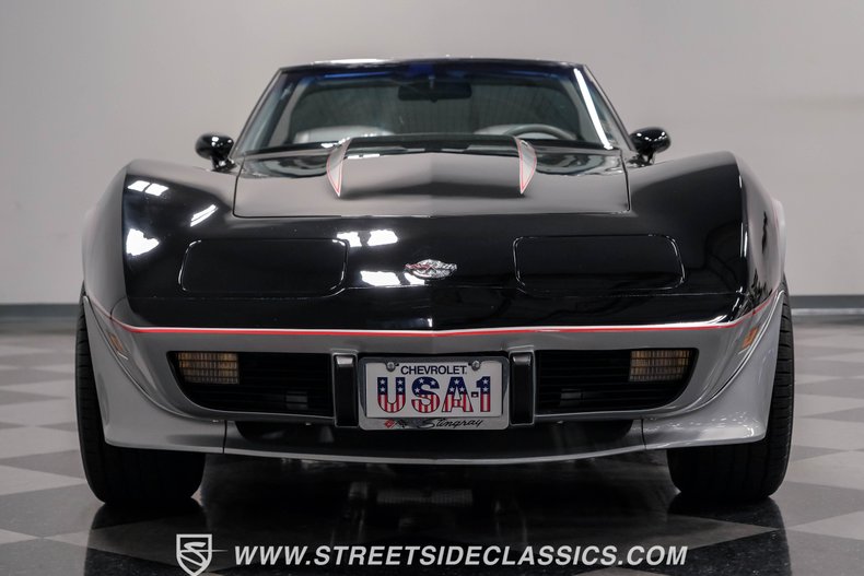 Chevrolet-Corvette-1978-Black-Silver-21