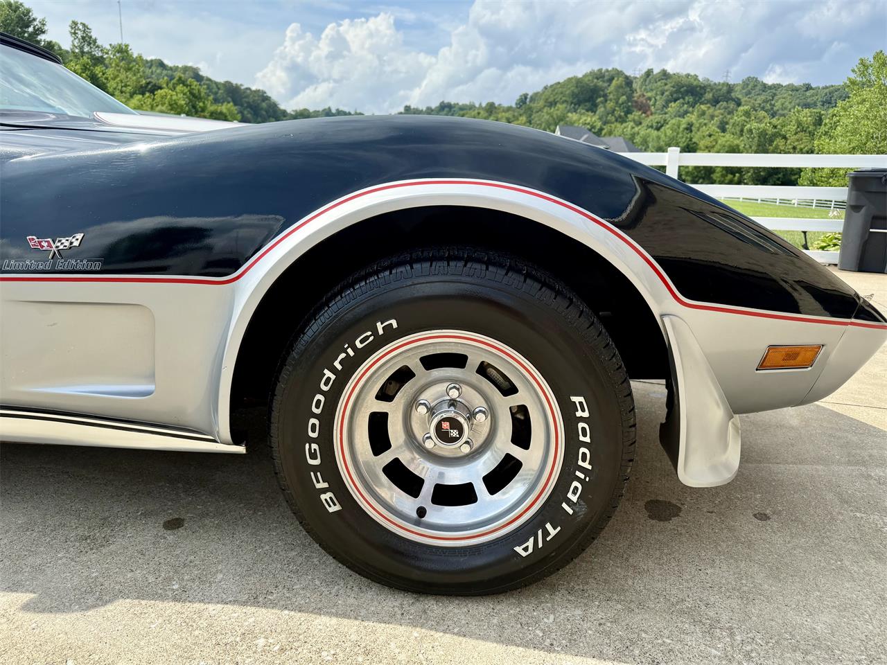 Chevrolet-Corvette-1978-Black-Silver-22