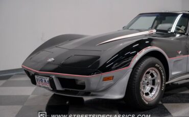 Chevrolet-Corvette-1978-Black-Silver-23