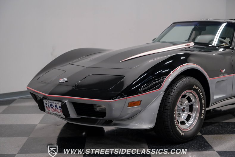 Chevrolet-Corvette-1978-Black-Silver-23