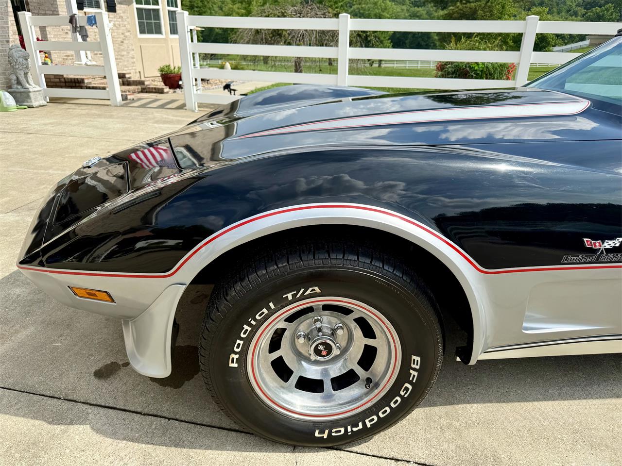 Chevrolet-Corvette-1978-Black-Silver-28