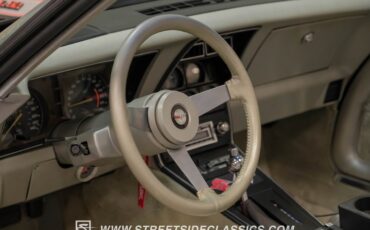 Chevrolet-Corvette-1978-Black-Silver-34