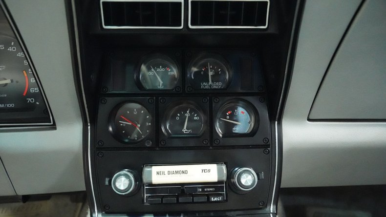 Chevrolet-Corvette-1978-Black-Silver-36