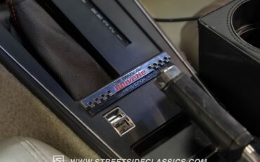 Chevrolet-Corvette-1978-Black-Silver-37