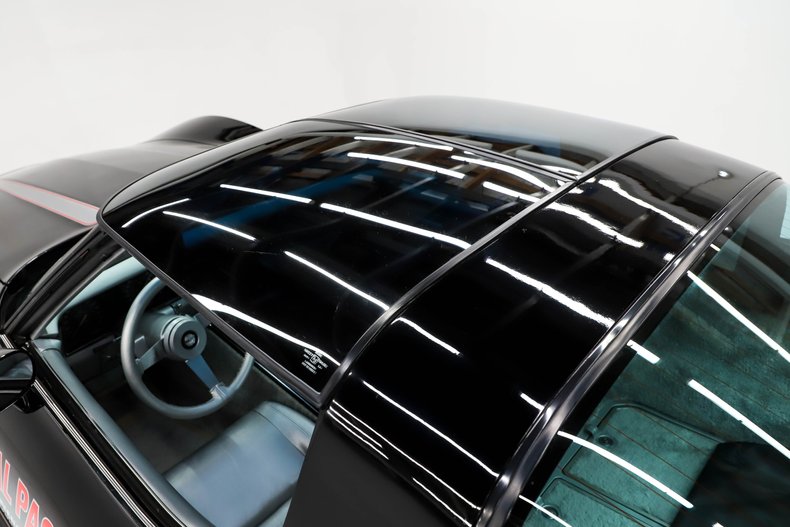 Chevrolet-Corvette-1978-Black-Silver-4