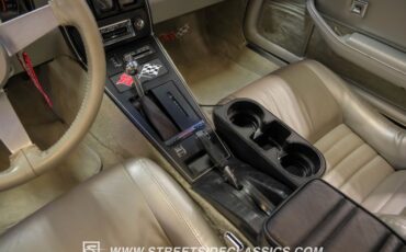 Chevrolet-Corvette-1978-Black-Silver-43