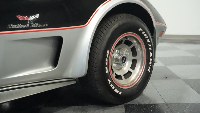 Chevrolet-Corvette-1978-Black-Silver-48