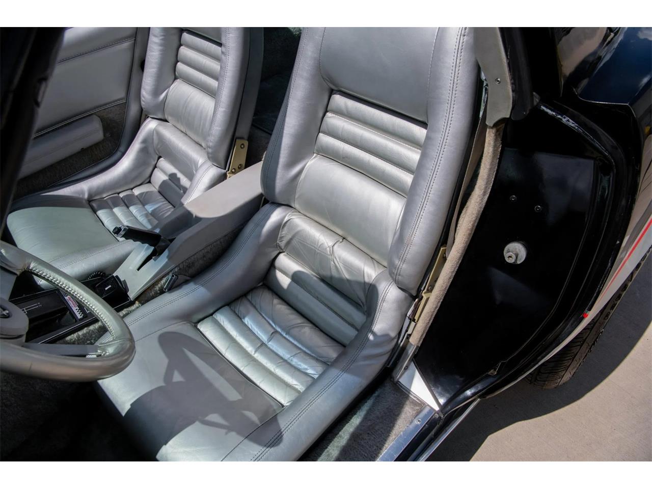 Chevrolet-Corvette-1978-Black-Silver-6