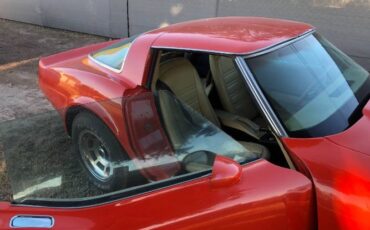 Chevrolet-Corvette-1978-Red-7