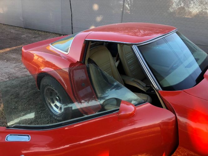 Chevrolet-Corvette-1978-Red-7