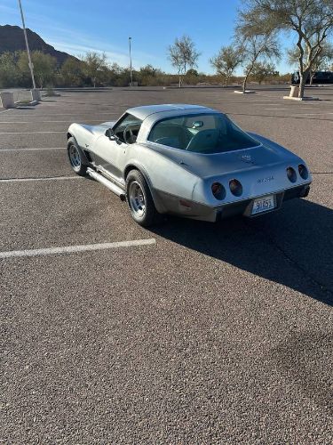 Chevrolet-Corvette-1978-Silver-7
