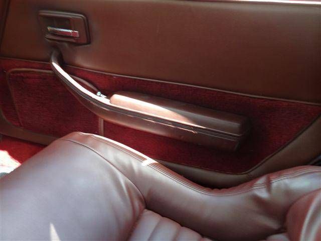 Chevrolet-Corvette-1978-Silver-Burgundy-13